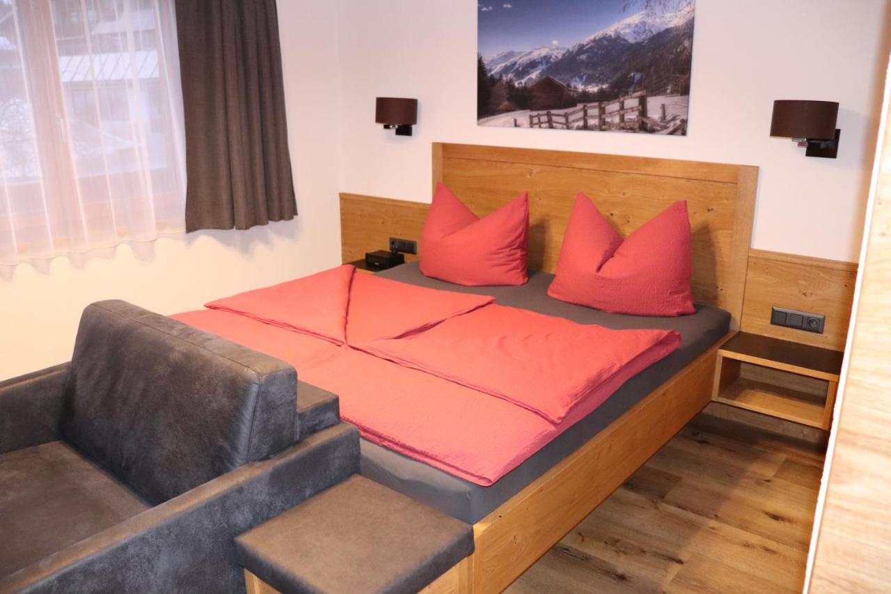 Haus Alpenflora Apartment Flirsch Luaran gambar