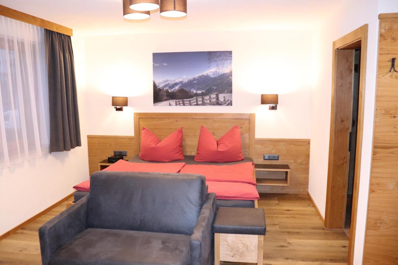 Haus Alpenflora Apartment Flirsch Luaran gambar
