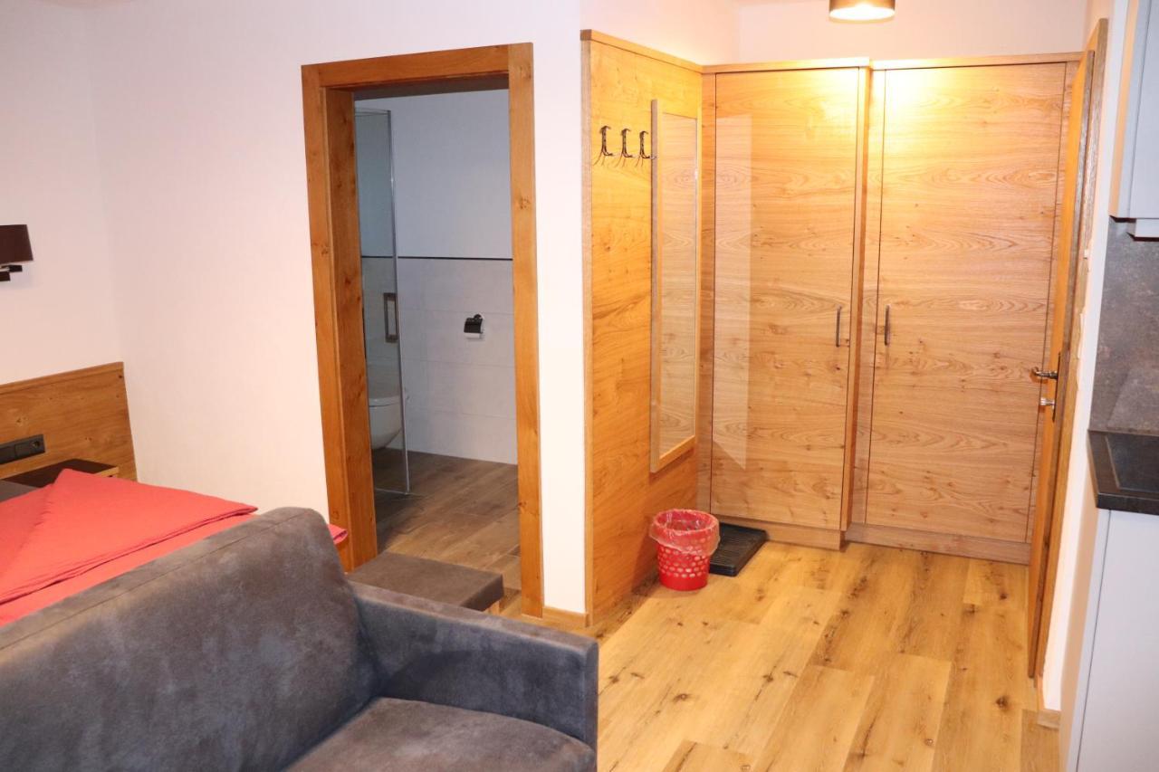 Haus Alpenflora Apartment Flirsch Luaran gambar