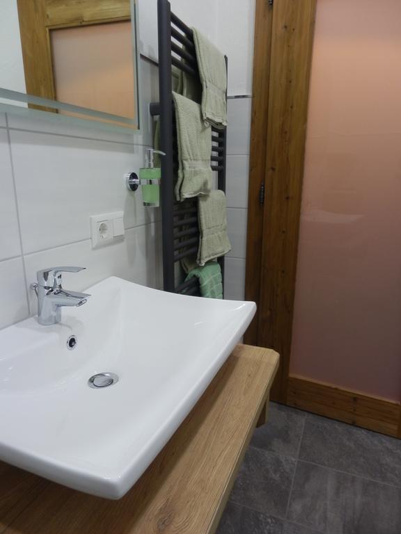 Haus Alpenflora Apartment Flirsch Luaran gambar